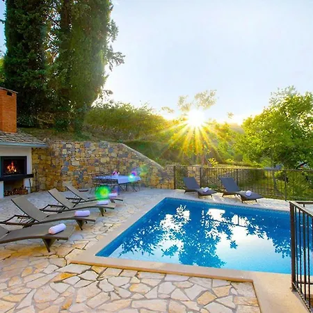 Mosor Holiday home *